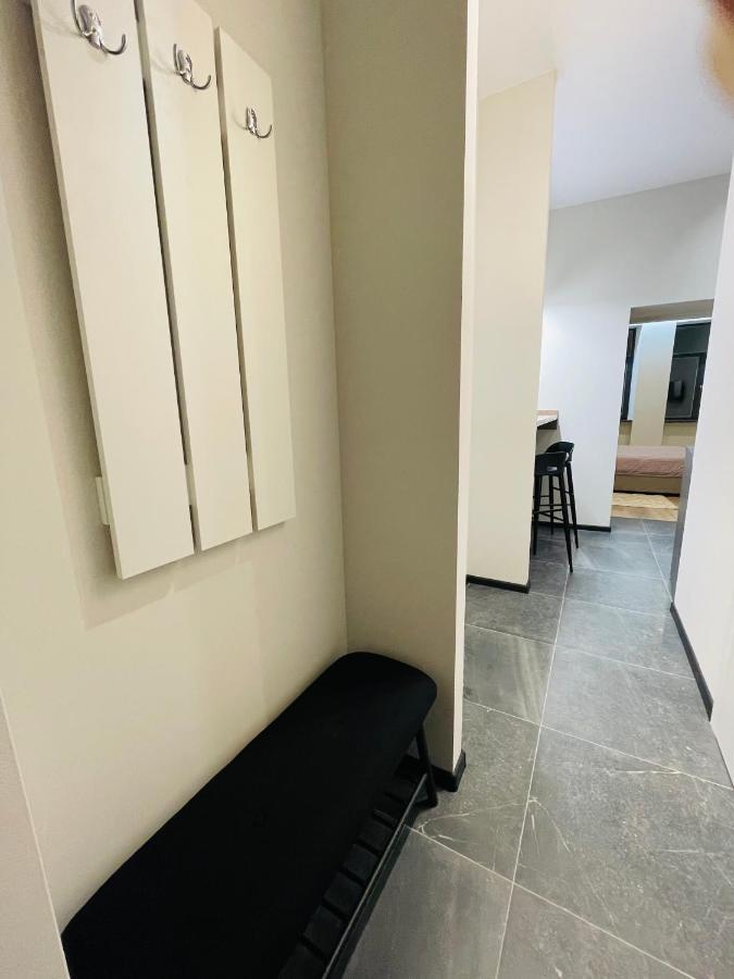 Сучасні Апартаменти В Центрі,Паркінг Lviv Exteriör bild