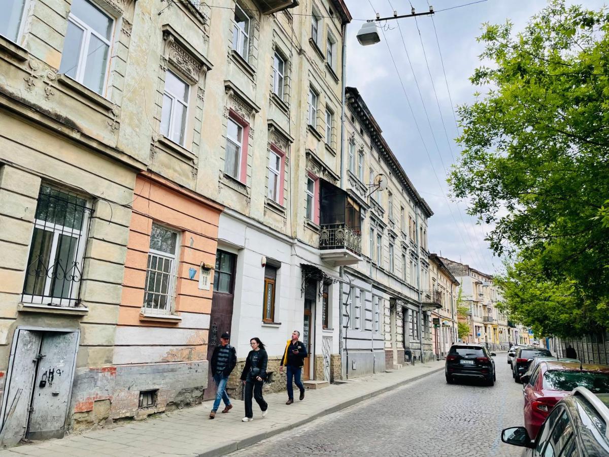Сучасні Апартаменти В Центрі,Паркінг Lviv Exteriör bild