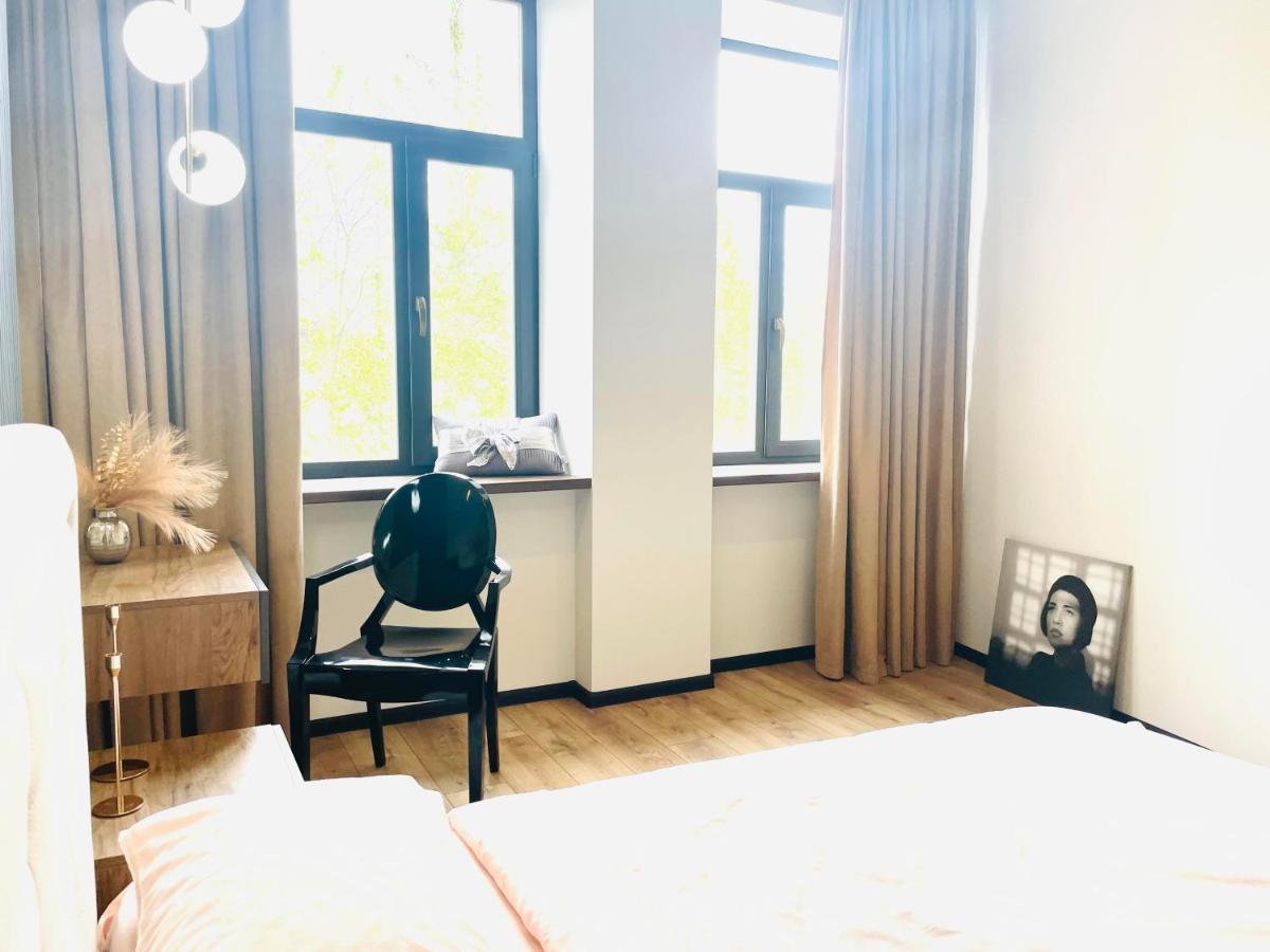 Сучасні Апартаменти В Центрі,Паркінг Lviv Exteriör bild